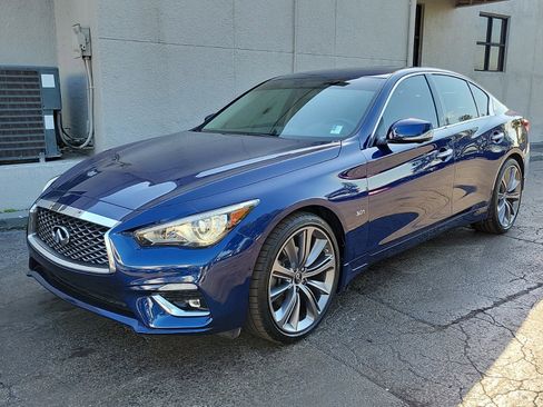 Used 2019 INFINITI Q50 Signature Edition w/ Cargo Package (L96) image 39