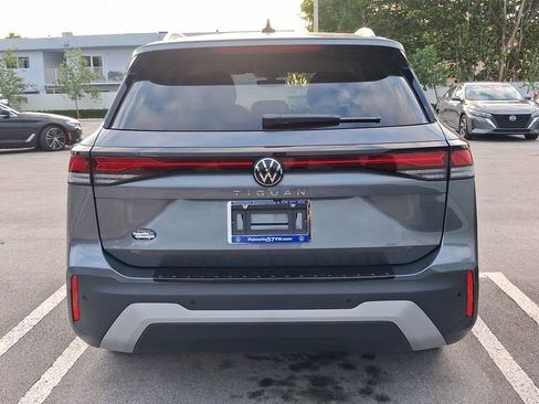New 2026 Volkswagen Tiguan S FWD image 4