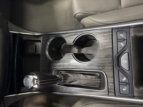 Used 2019 Chevrolet Impala LT image 21