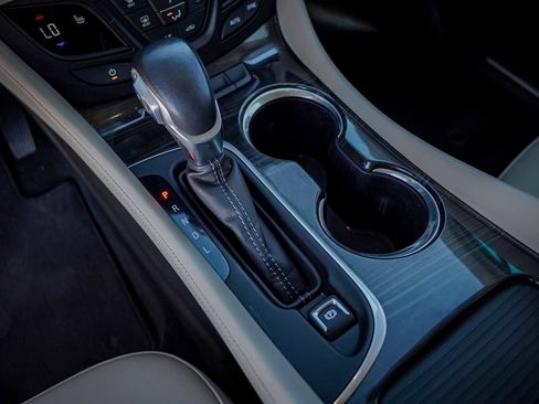 Used 2020 Buick Envision Preferred image 18