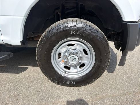 Used 2022 Ford F350 XL w/ Power Equipment Group AWD/4WD image 28