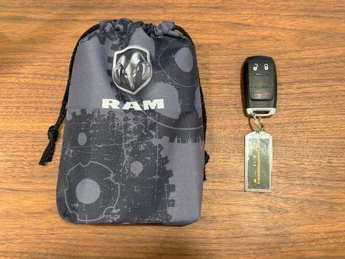 Used 2021 RAM 2500 Tradesman w/ Chrome Appearance Group image 23