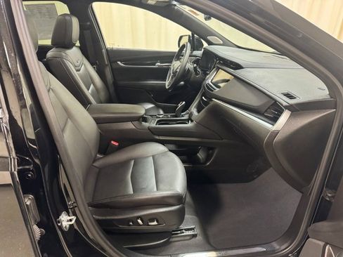 Used 2025 Cadillac XT5 Premium Luxury image 26