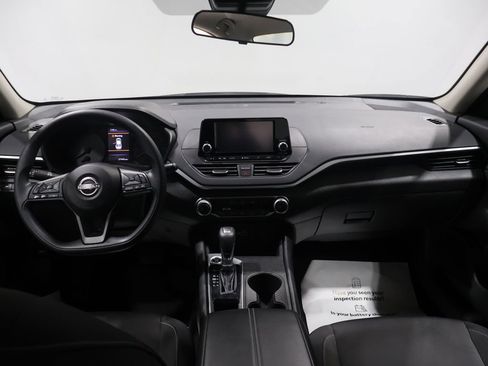 Used 2024 Nissan Altima 2.5 S image 14