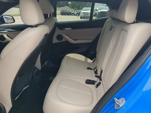 Used 2022 BMW X2 sDrive28i w/ M Sport X Package FWD image 12