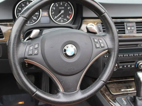 Used 2008 BMW 328i Convertible image 27