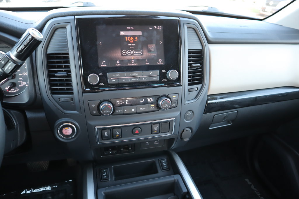 Certified 2024 Nissan Titan SV w/ SV Convenience Package RWD image 19