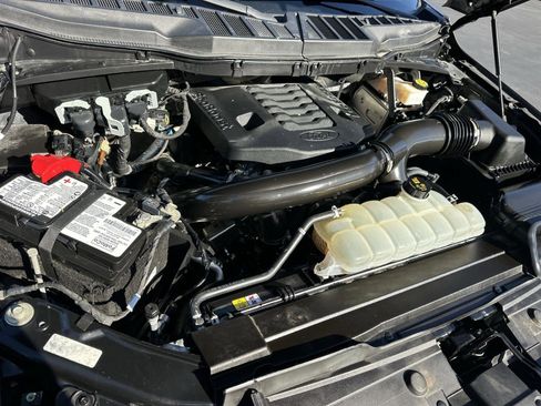 Used 2023 Ford F150 XLT image 9