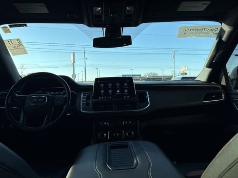 Used 2021 GMC Yukon XL AT4 w/ Rear Media and Nav Package image 11