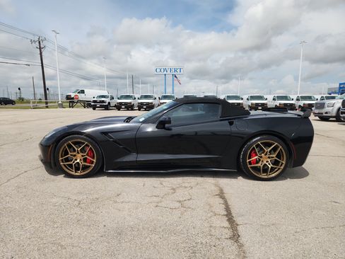 Used 2016 Chevrolet Corvette Stingray Convertible w/ 2LT Preferred Equipment Group RWD image 4