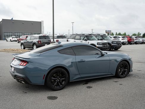 Used 2024 Ford Mustang GT RWD image 9