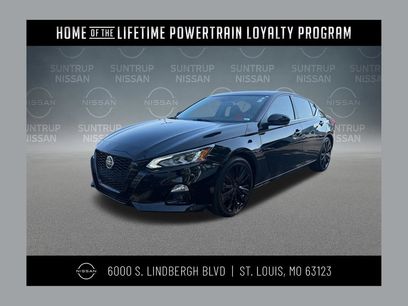 Used 2022 Nissan Altima 2.5 SR w/ Midnight Edition Package