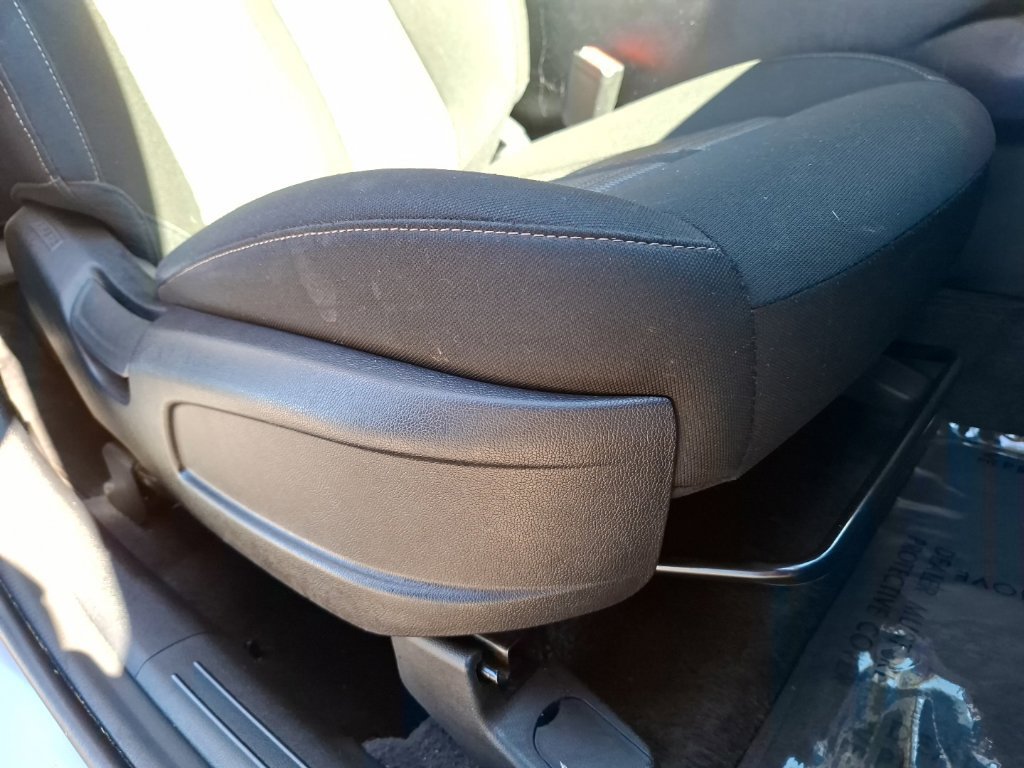 Used 2021 Kia Sorento LX FWD image 33