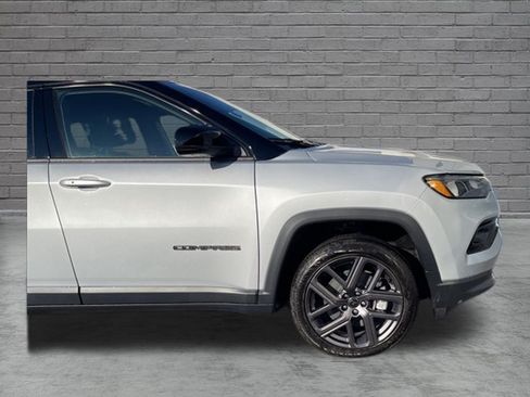 New 2026 Jeep Compass Limited AWD/4WD image 12