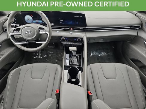 Used 2023 Hyundai Elantra SEL w/ Convenience Package FWD image 9