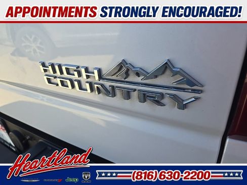 Used 2019 Chevrolet Silverado 1500 High Country w/ Safety Package II AWD/4WD image 25
