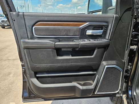 Used 2024 RAM 2500 Laramie w/ Safety Group image 14