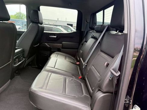 Used 2019 GMC Sierra 1500 Denali w/ Denali Ultimate Package AWD/4WD image 14