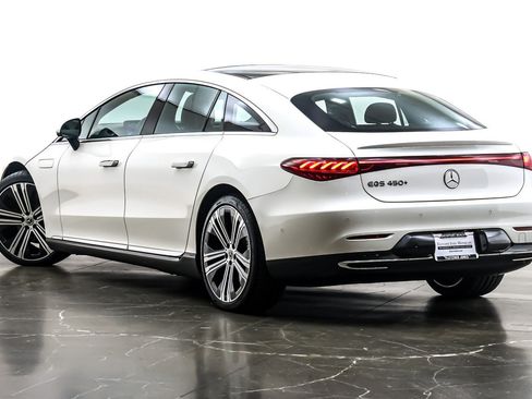 Used 2022 Mercedes-Benz EQS 450+ Sedan image 12