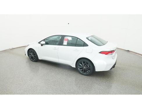 New 2026 Toyota Corolla SE image 4