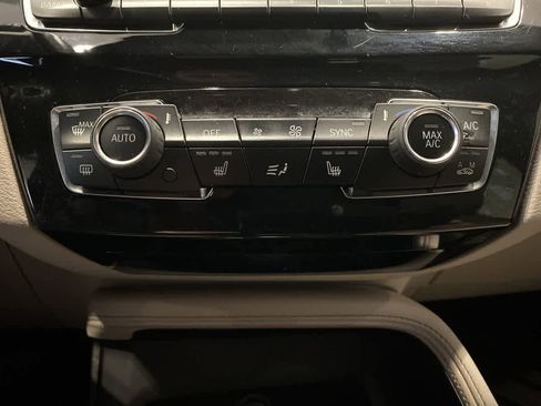 Used 2020 BMW X1 xDrive28i w/ Premium Package image 21