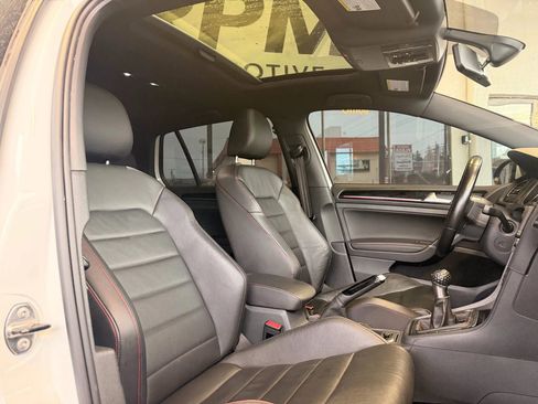 Used 2016 Volkswagen GTI Autobahn w/ Lighting Package (SEL) image 6