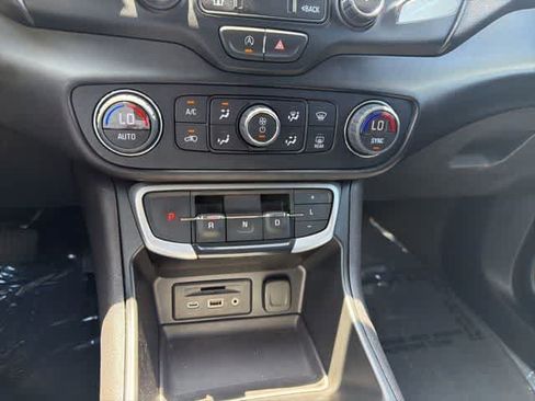 Used 2023 GMC Terrain SLT FWD image 34