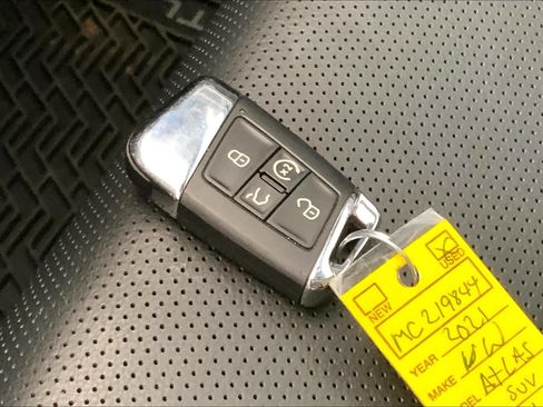 Used 2021 Volkswagen Atlas Cross Sport SEL Premium R-Line w/ Cross Sport MDO Package AWD/4WD image 29