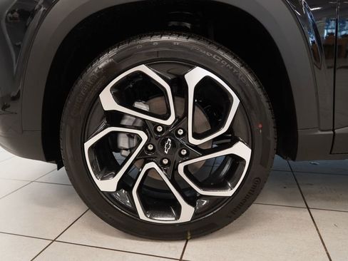 New 2026 Chevrolet Trax RS w/ Driver Confidence Package FWD image 14