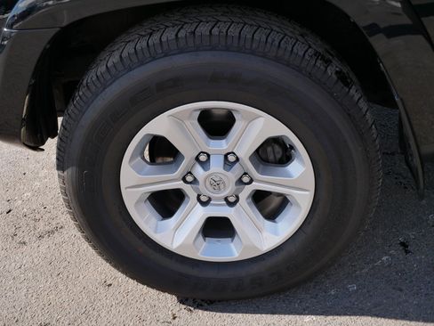 Certified 2024 Toyota 4Runner SR5 Premium image 15