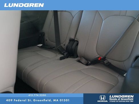 Used 2025 Honda Pilot EX-L image 30
