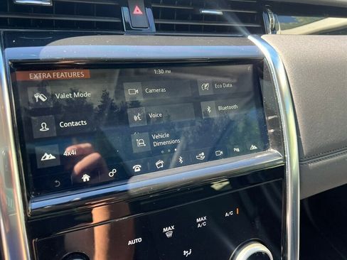 Used 2020 Land Rover Discovery Sport image 36