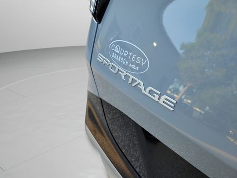 Used 2023 Kia Sportage SX FWD image 31