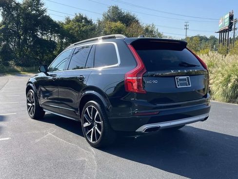 Used 2018 Volvo XC90 T6 Momentum w/ Convenience Package AWD/4WD image 5