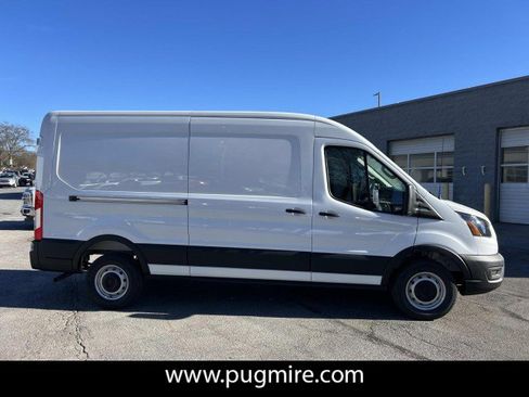 New 2026 Ford Transit 250 148 Medium Roof w/ Load Area Protection Package image 8