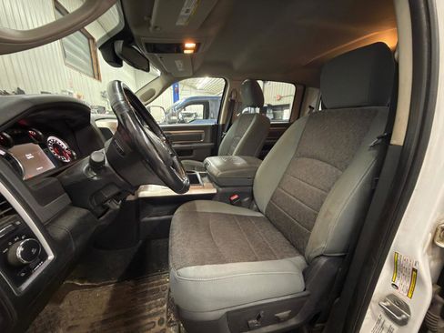 Used 2014 RAM 3500 Big Horn image 2