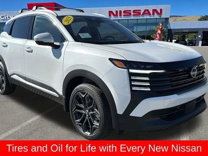 New 2025 Nissan Kicks SR