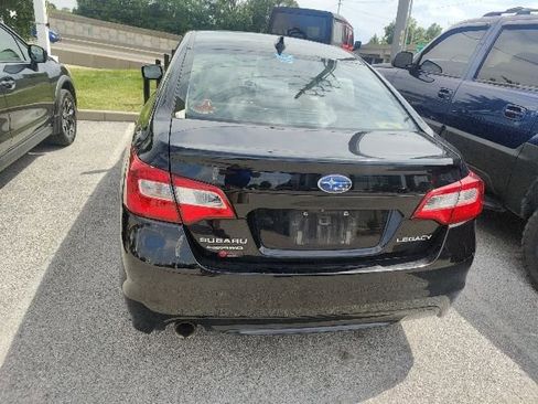 Used 2016 Subaru Legacy 2.5i Limited AWD/4WD image 11