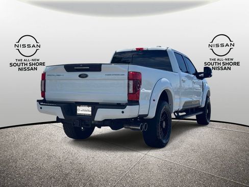 Used 2022 Ford F250 Lariat w/ Black Appearance Package AWD/4WD image 5