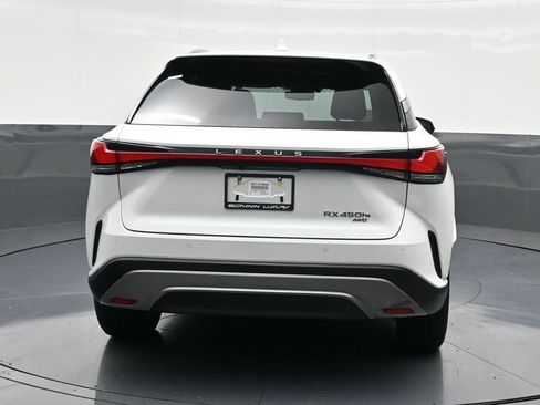 Used 2025 Lexus RX 450h AWD w/ Convenience Package image 4