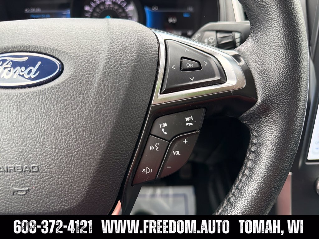 Used 2024 Ford Edge SEL AWD/4WD image 15