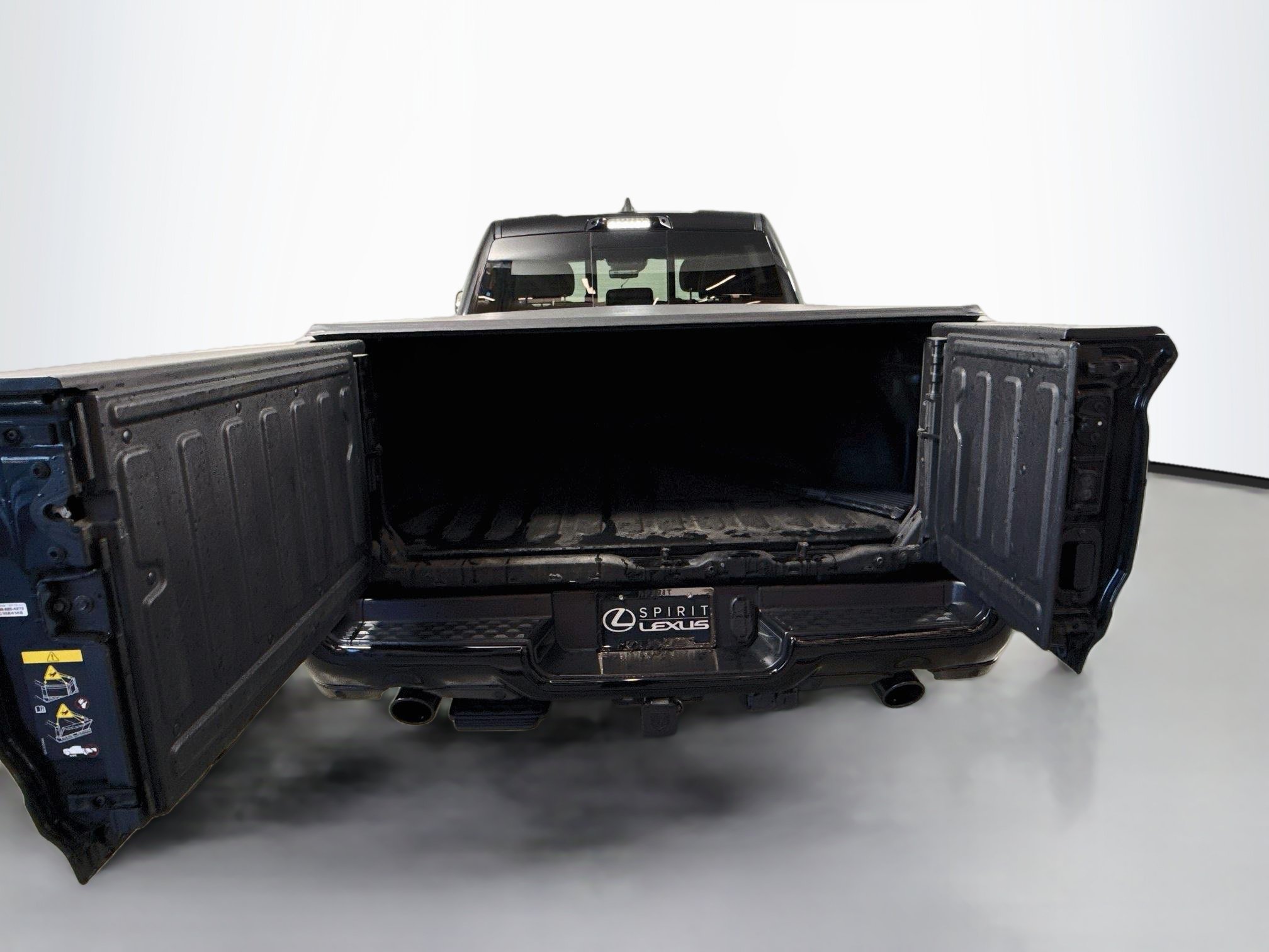 Used 2021 RAM 1500 Limited w/ Night Edition AWD/4WD image 26