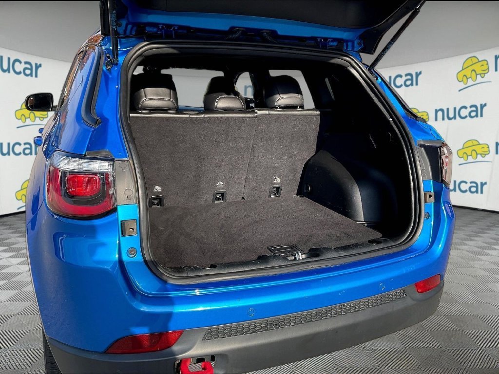 Used 2023 Jeep Compass Trailhawk AWD/4WD image 34