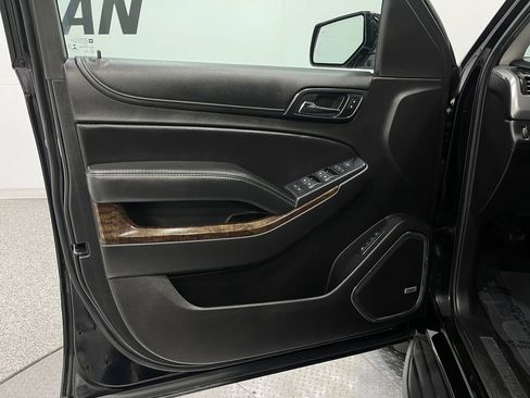 Used 2018 Chevrolet Tahoe LT w/ Luxury Package image 14