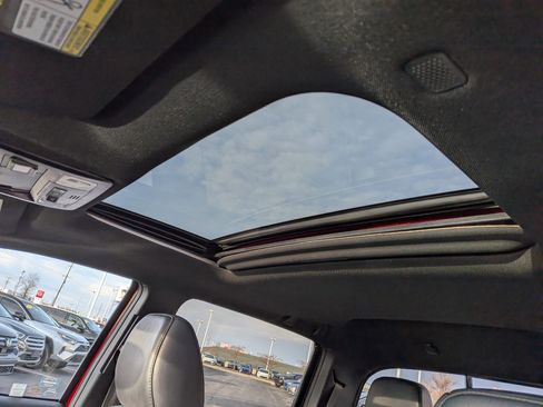 Used 2021 Toyota Tacoma TRD Sport image 34