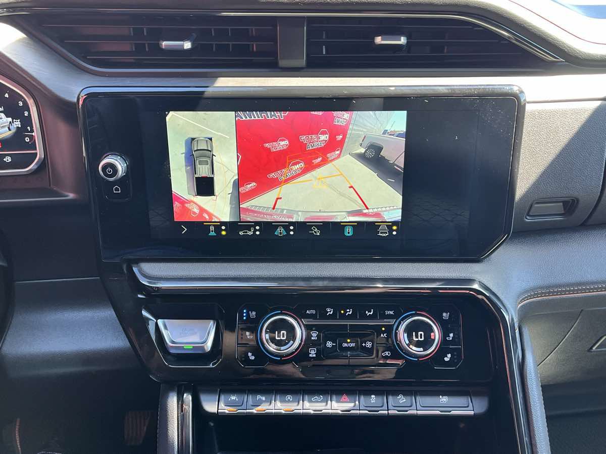 Used 2022 GMC Sierra 1500 AT4 w/ AT4 Premium Package AWD/4WD image 9