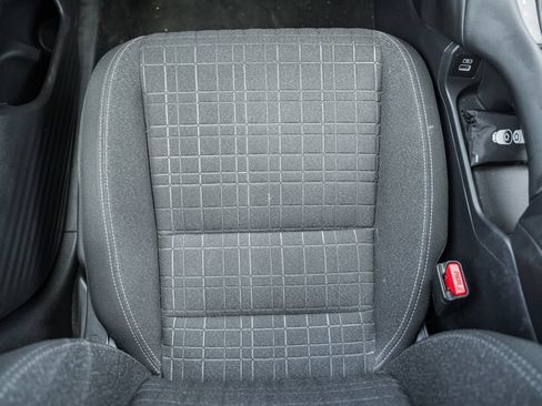 Used 2023 Honda HR-V LX image 28
