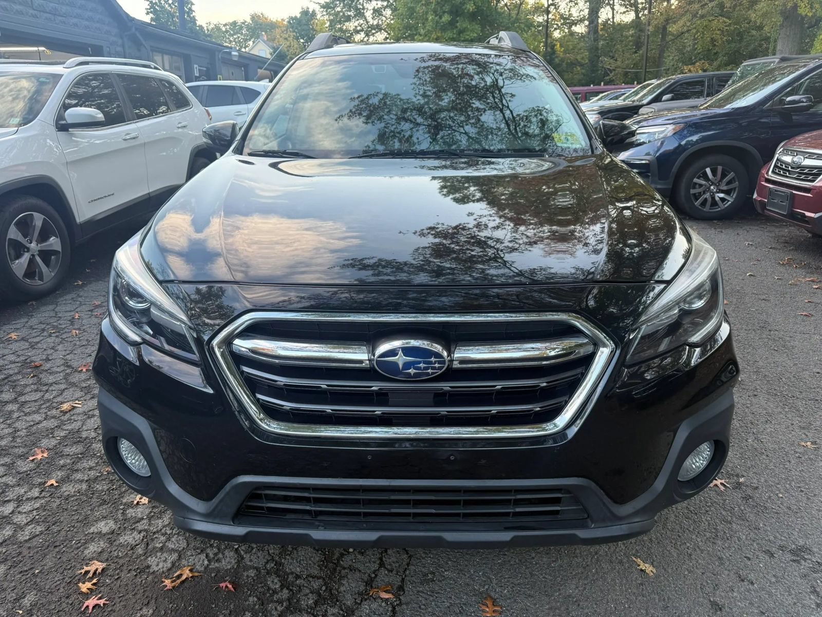 Used 2018 Subaru Outback 2.5i Limited AWD/4WD image 2