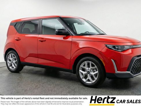 Used 2025 Kia Soul LX w/ LX Technology Package image 1