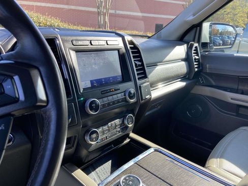 Used 2021 Ford Expedition Limited w/ Cargo Package image 13